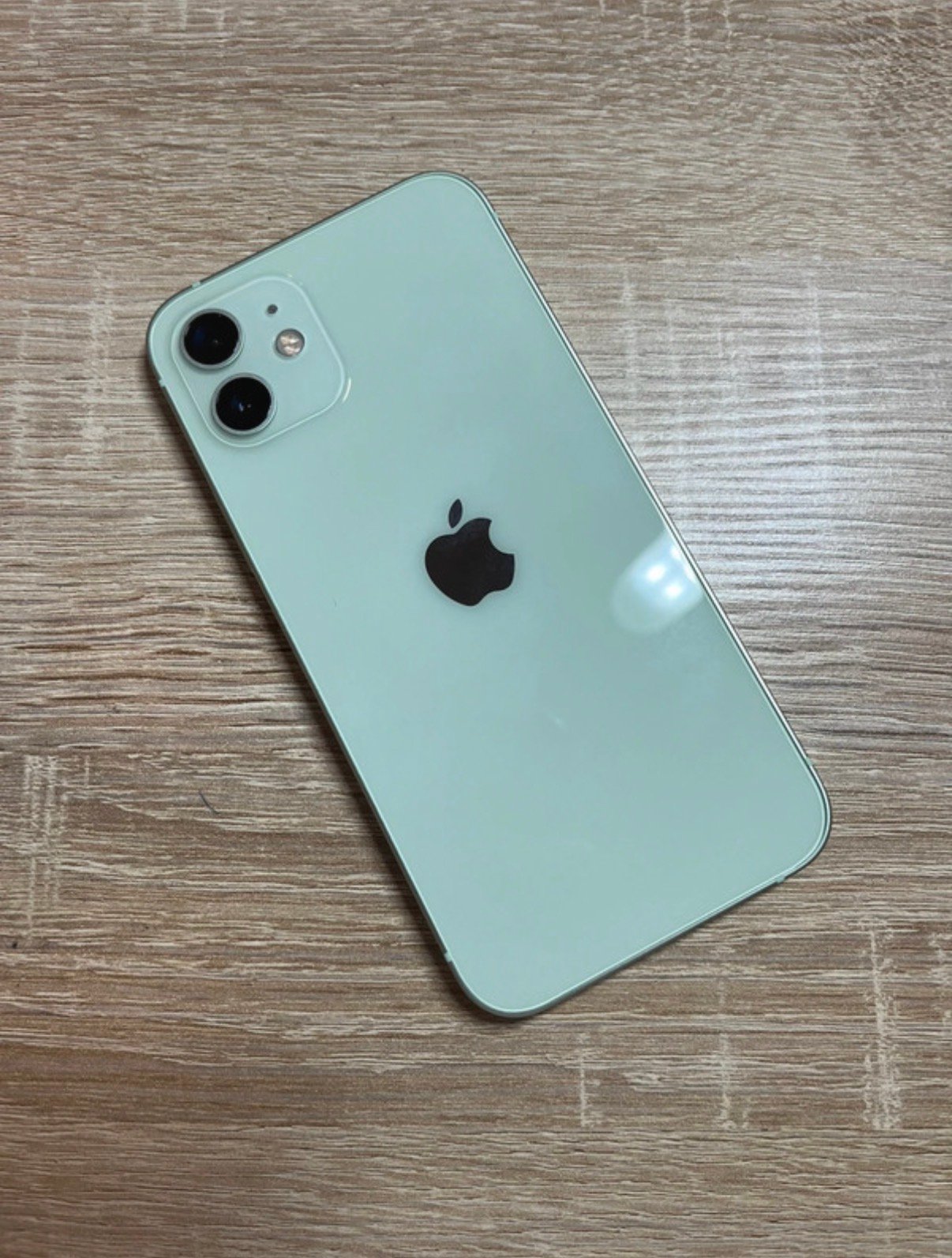 iPhone 12